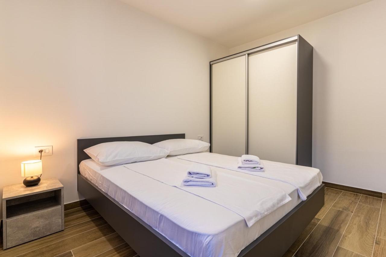 Apartman Vischetti Cres Exterior foto